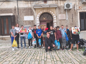 Humanitarna akcija &quot;Jedan učenik - jedna namirnica&quot;